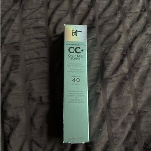It Cosmetics CC+ Cream Oil Free Matte